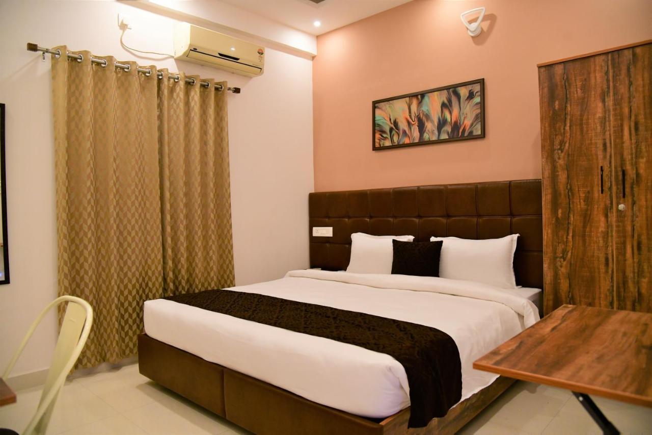 Xcel Luxury Hotel Apartments-Home Living Redefined Mysore Exterior photo